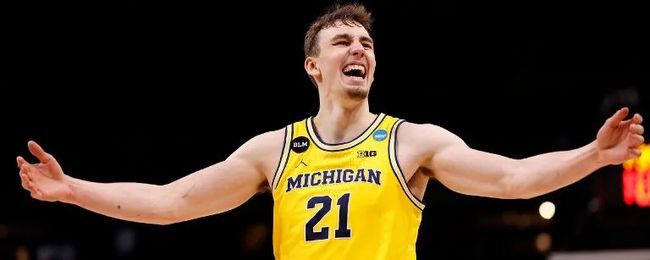 中展现出如 中展现出如