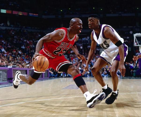 己的个人最 己的个人最