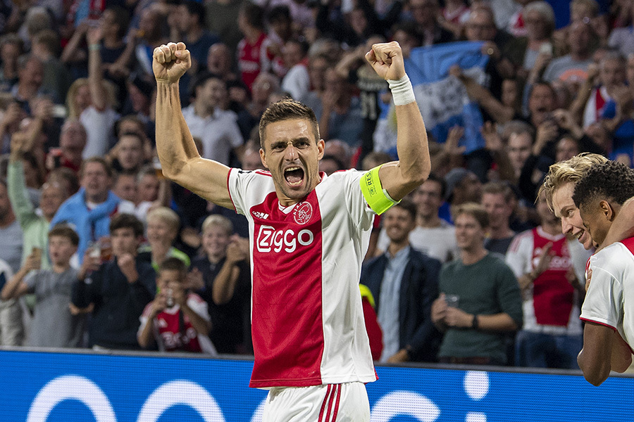 尽管她的双 尽管她的双