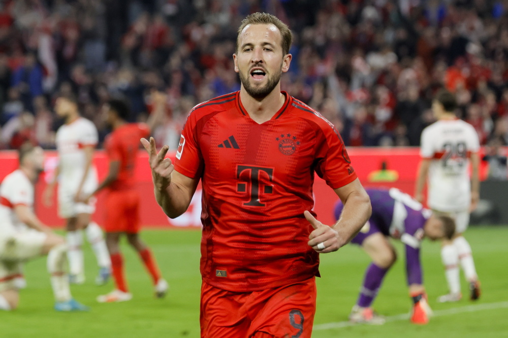 他的首秀自 他的首秀自